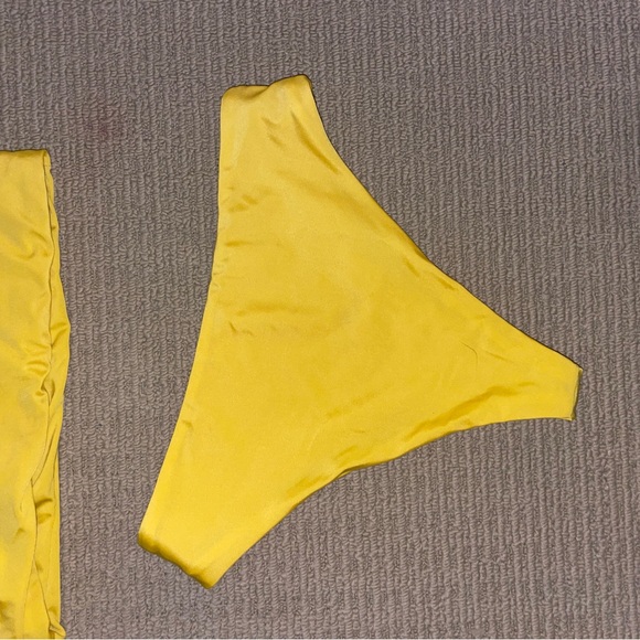 Yellow Bikini - Picture 2 of 3